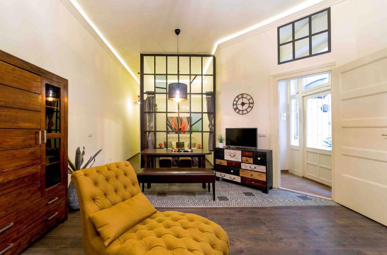The Best Mondain Apartment Budapest Esterno foto